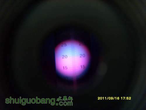 С SI857418.JPG