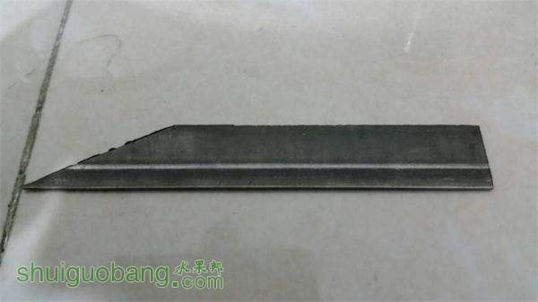 Ʒ