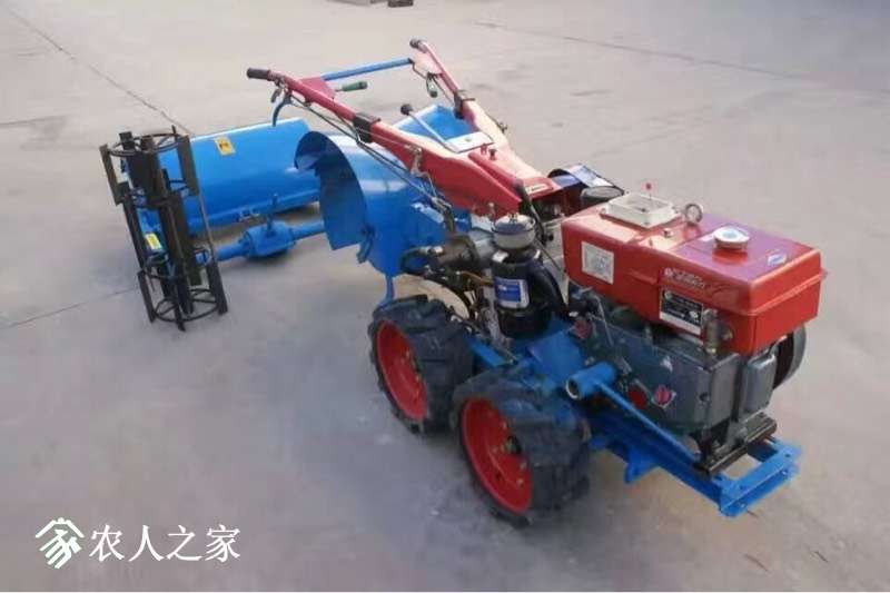 201527aeky99uemmukkyhm.jpg