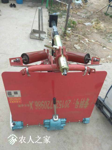 204550ca09q89bn6f32624.jpg