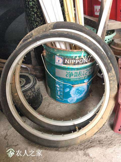 222754j2echn3kph6zcyl9.jpg