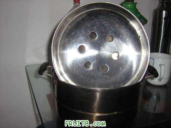 Table_IMG_0074.jpg